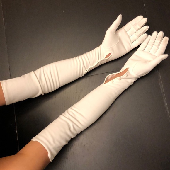 Bicep high white gloves - Picture 6 of 7